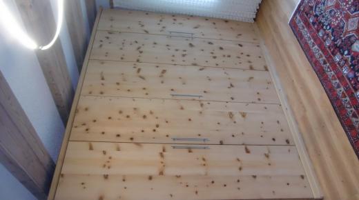 Zirbenschrank fünftürig