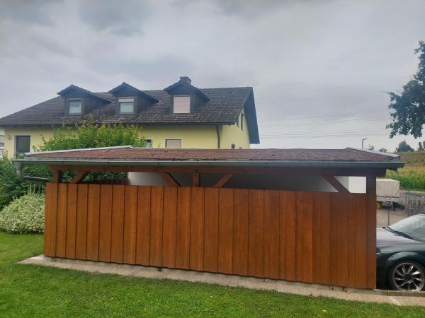 Seitenansicht Carport aus Holz