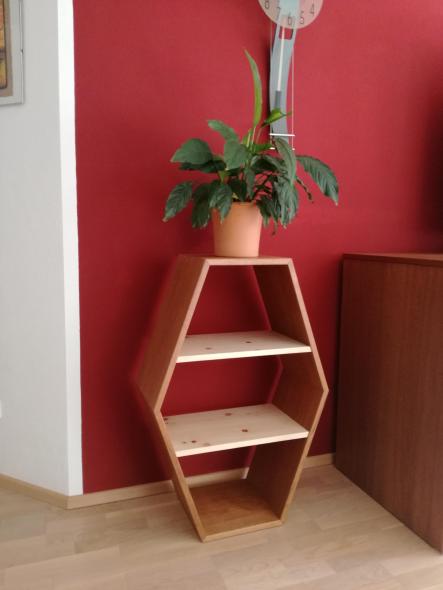 Wohnzimmermöbel aus Zirbenholz zweifarbig