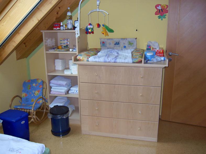 Wichekschrank Kind