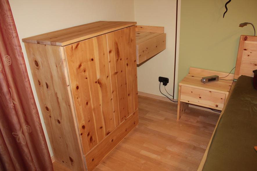 Kleiderschrank Zirbe