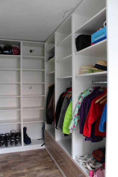 Einbauschrank Garderobe offen