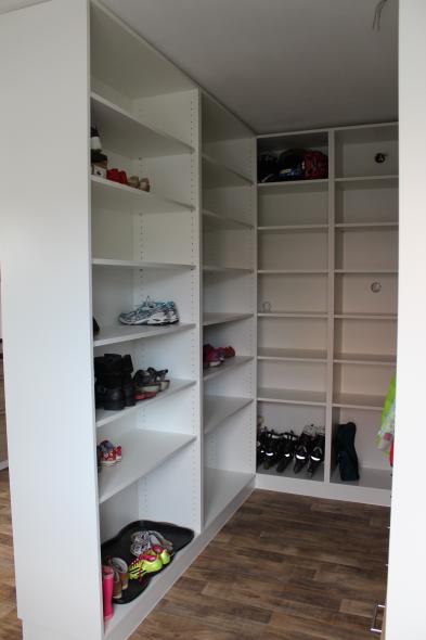 Einbauschrank Garderobe offen