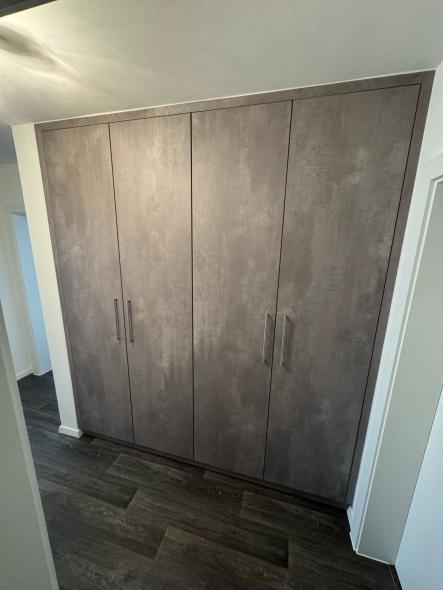 Einbauschrank Perlgrau 2